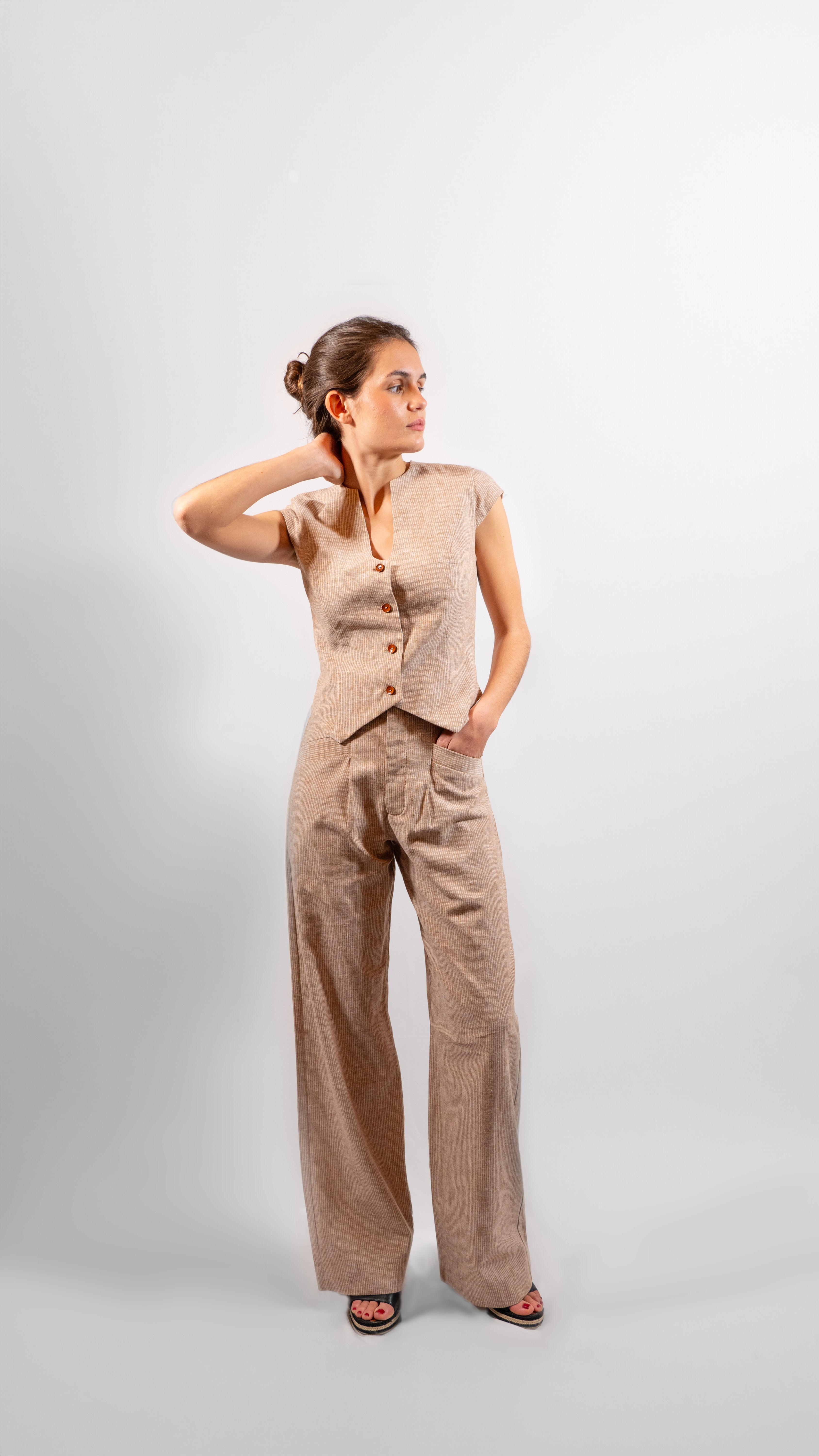 Pantalón Aura lino tostado