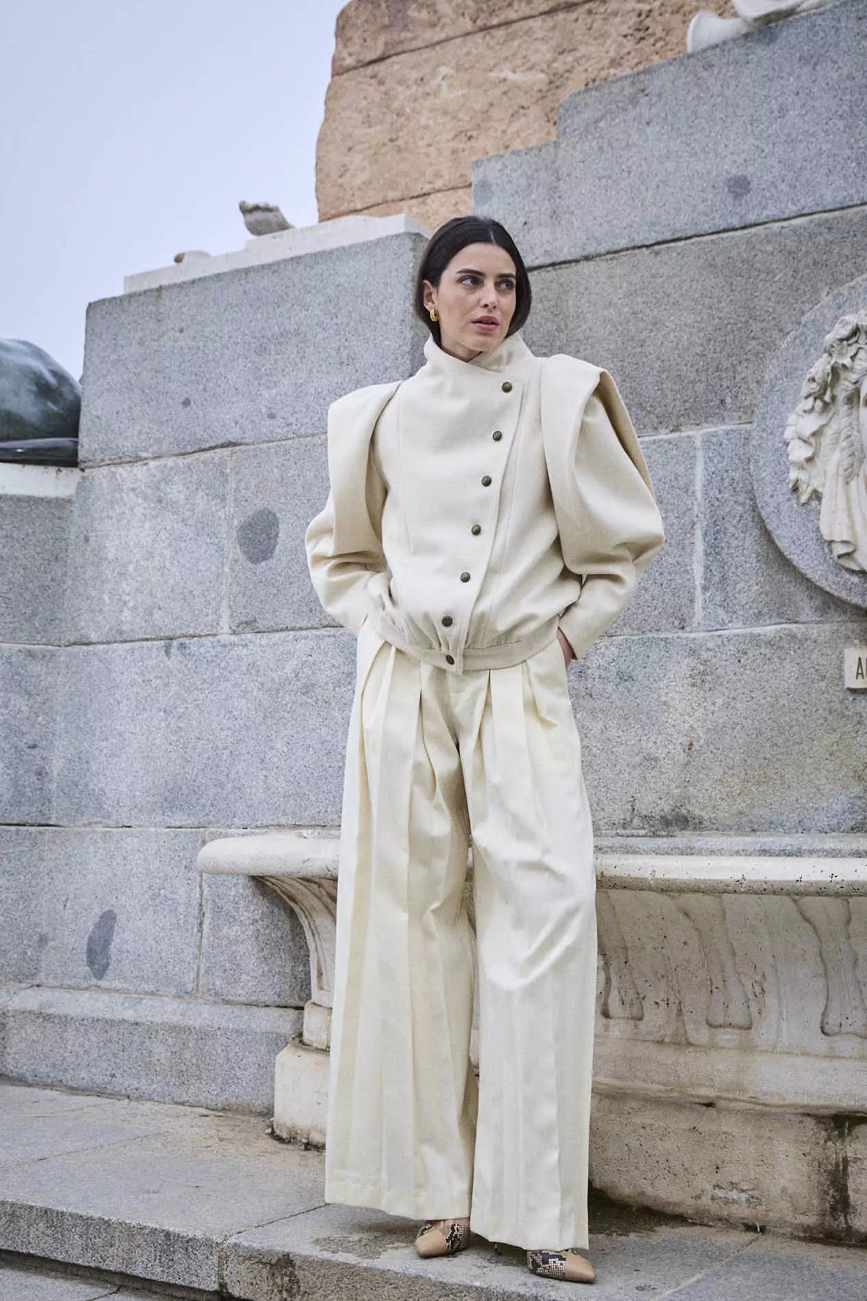 Chaqueta Picasso lana blanco roto