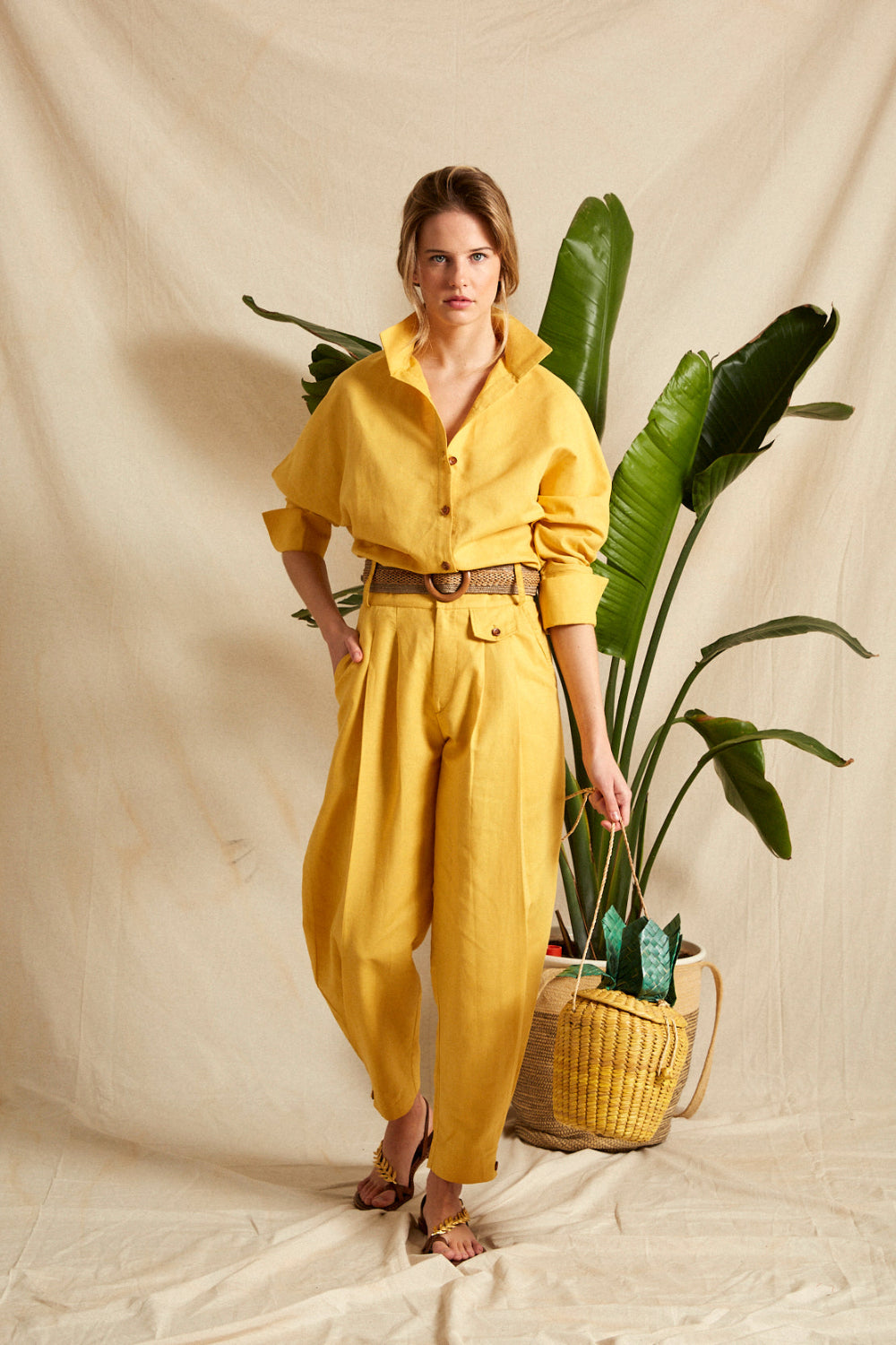 Pantalón Greta lino amarillo