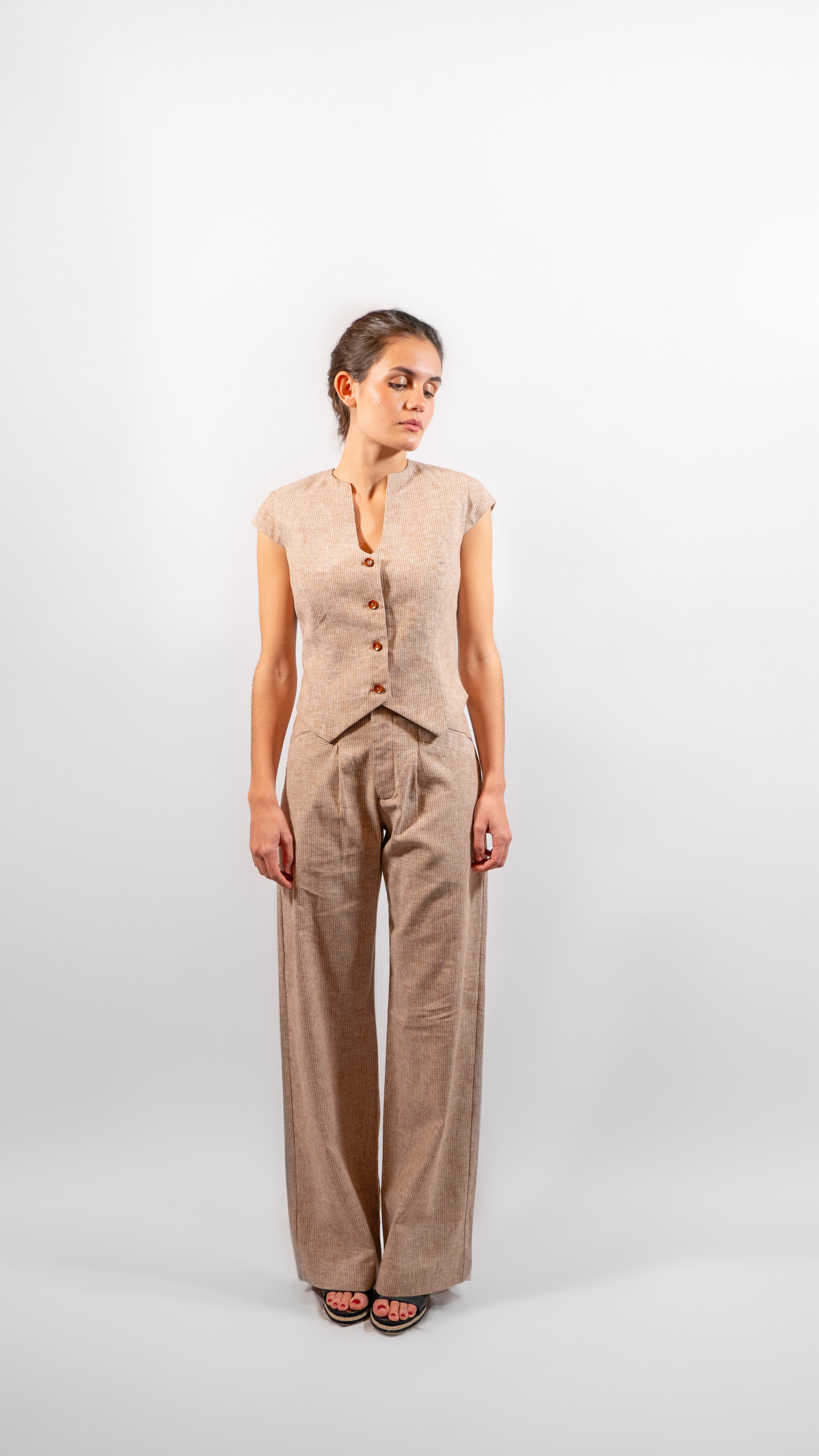 Pantalón Aura lino tostado
